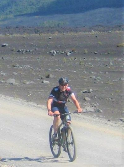 Jeff Smith Cycling on the  tour with redspokes